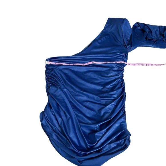 3/$15 NBD Kella mini dress - Picture 4 of 6